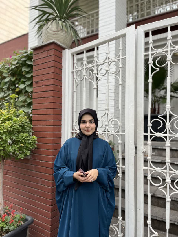 مانتو عبایی طرح پرند